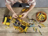 lego-42131-technic-buldozer-cat-d11t-material-plastik
