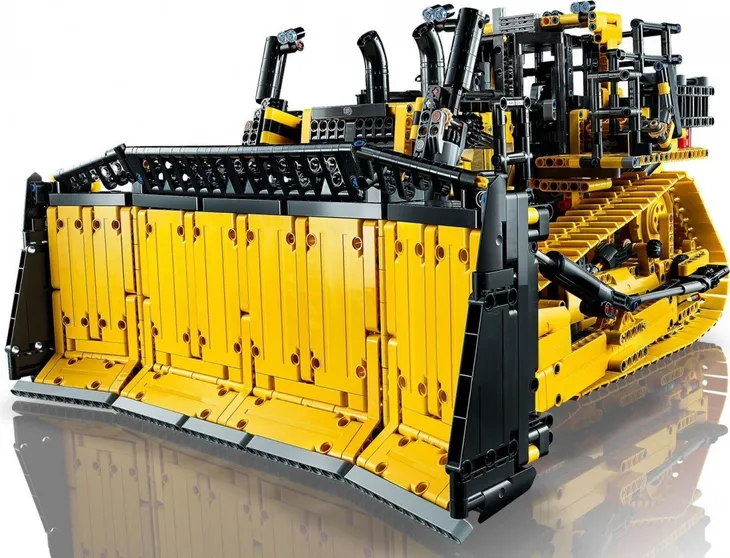 lego-42131-technic-buldozer-cat-d11t-stan-nowy-wiek-dziecka-brak-informacji