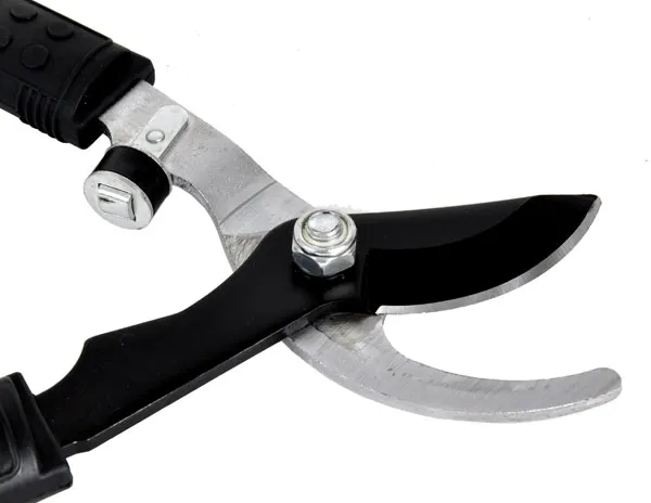 sekator-do-galezi-geko-700-mm-waga-z-opakowaniem-0-15-kg