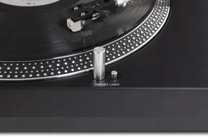 gramofon-techniplayer-lp-300-technisat-kolor-czarny