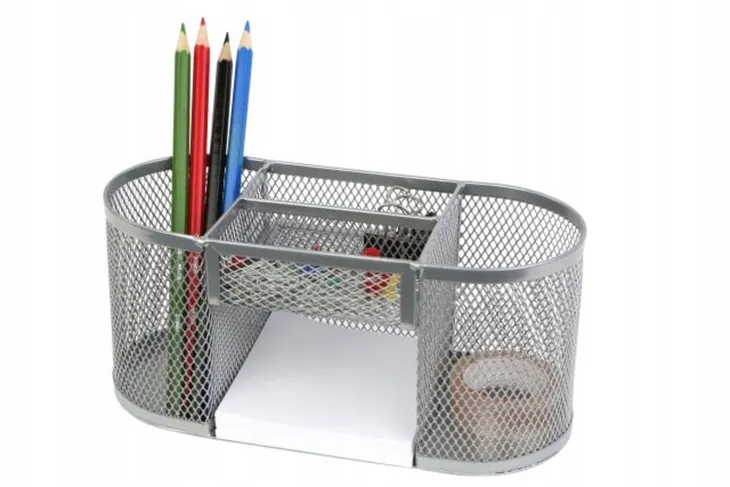 przybornik-srebrny-przeznaczenie-na-dlugopisy-na-karteczki