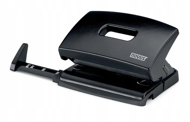 dziurkacz-e216-czarny-stan-opakowania-oryginalne