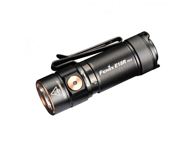 latarka-diodowa-fenix-e18r-v2-0