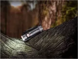 latarka-diodowa-fenix-e18r-v2-0