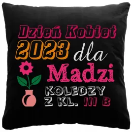 czarna-poduszka-z-imieniem-na-dzien-kobiet-dla-niej-jej-imie-i-twoj-tekst