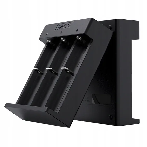 ladowarka-do-akumulatorow-18650-xtar-mc3-moc-105-w