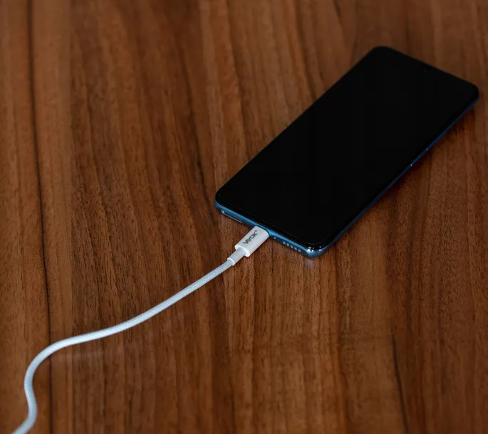 kabel-usb-c-lightning-do-iphone-pd-20w-3a-1m-vayox-konstrukcja-oplot