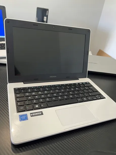 notebook-116-intel-celeron-4-64gb-win-10-home-przekatna-ekranu-11-6