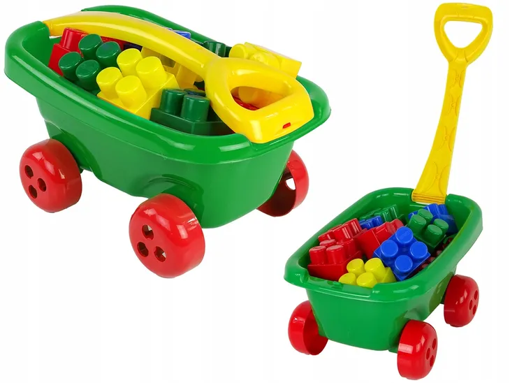 wozek-z-klockami-rodzaj-grabki-lopatki-foremki