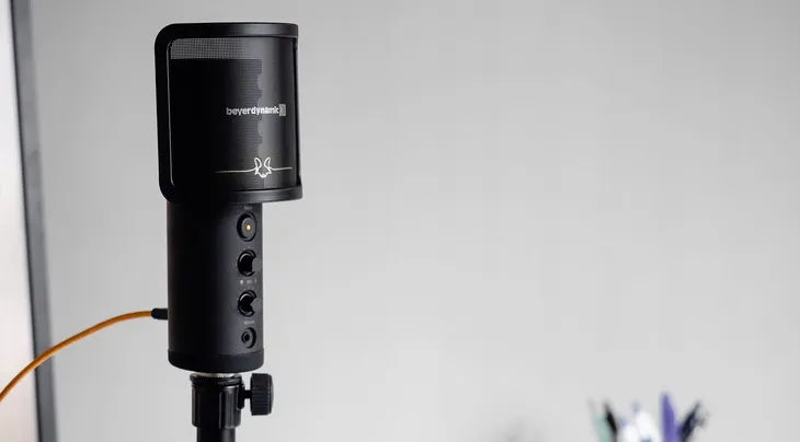 mikrofon-pojemnosciowy-studyjny-beyerdynamic-fox-marka-beyerdynamic-model-fox