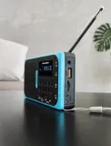 miniradio-blaupunkt-pr5bl-0-w-niebieski-kolor-niebieski