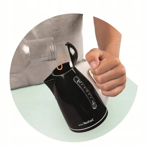 mini-czajnik-tefal-bohater-brak