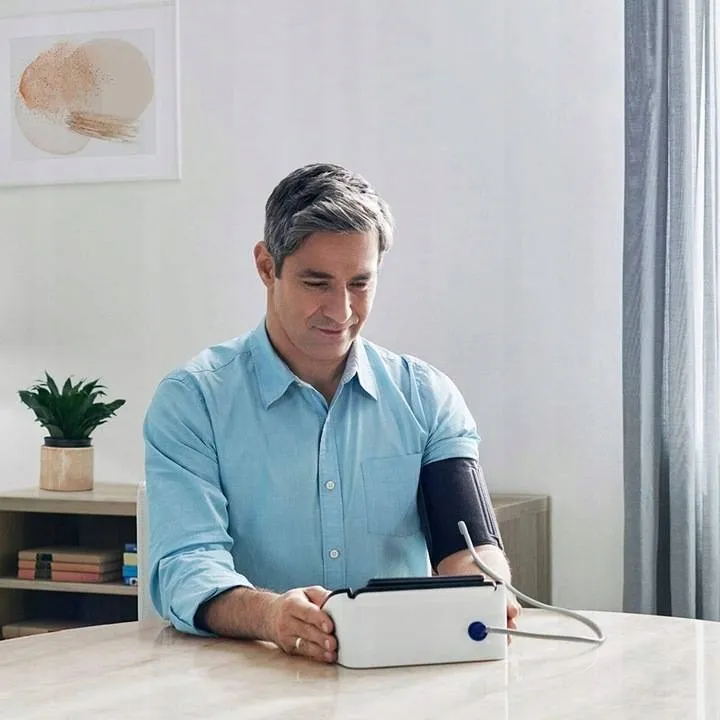 cisnieniomierz-omron-complete-ekg-bluetooth-app