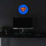 zegar-scienny-matowy-superman-niebieski-typ-scienny