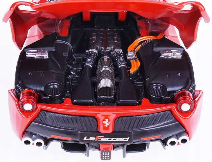 laferrari-1-24-bburago-marka-bburago