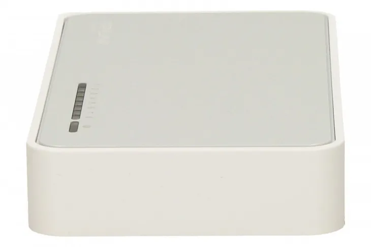 switch-tp-link-tl-sf1008d-certyfikat-ce