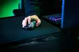 razer-naga-v2-hyperspeed-ergonomiczna-liczba-przyciskow-19