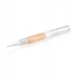 golden-rose-03-beztluszczowy-korektor-w-pedzelku