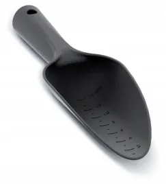 lopatka-ogrodowa-do-przesadzania-sadzenia-roslin-z-miarka-130mm-solidna