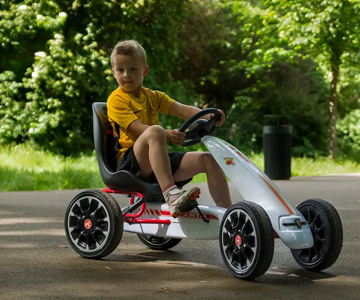 gokart-na-pedaly-abarth-red-stan-nowy