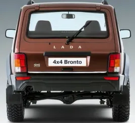 lada-niva-listwa-chrom-na-klape