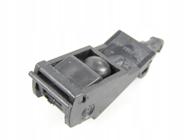 dysza-spryskiwacza-vw-golf-iv-producent-czesci-maxgear
