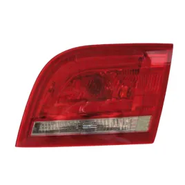 audi-a3-8p-03-08-5d-lampa-tylna-wewnetrzna-prawa