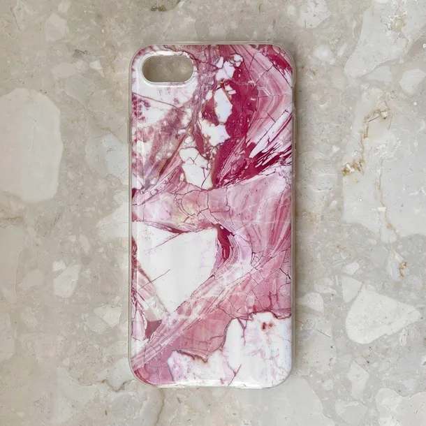 case-do-iphone-13-etui-funkcje-pochlanianie-wstrzasow