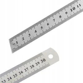 linijka-cm-skala-w-centymetrach-metalowa-30-cm