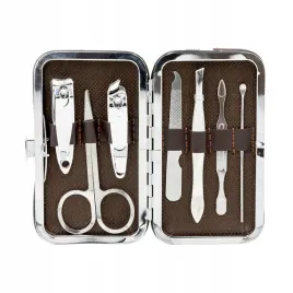 zestaw-do-manicure-pedicure-przybornik-do-paznokci