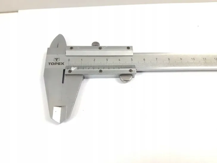 suwmiarka-150-mm-marka-topex