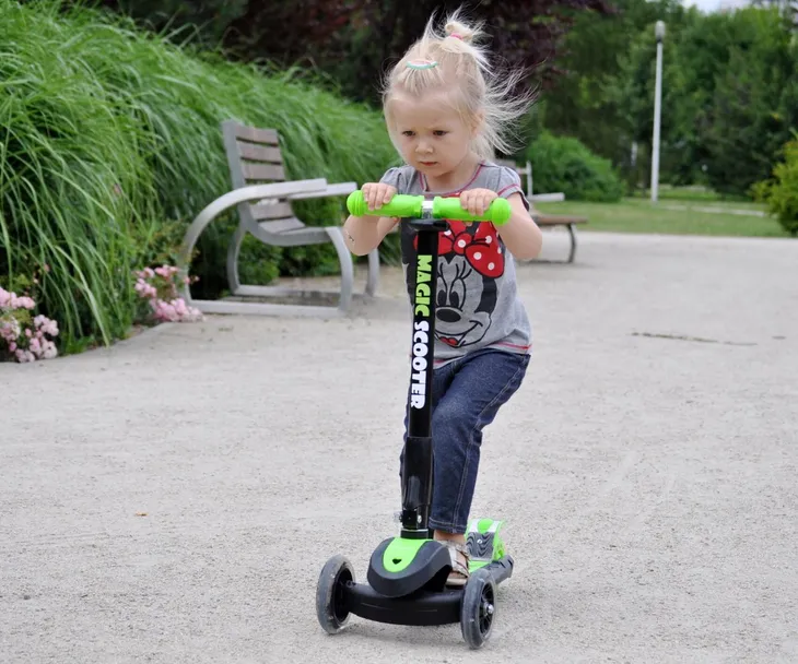 scooter-magic-blue-green-stan-nowy