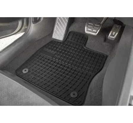 dywaniki-gumowe-bmw-seria-1-e81-e87-liczba-elementow-komplety