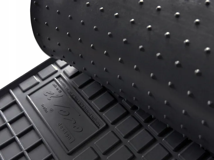 dywaniki-samochodowe-et-kpl-informacje-dodatkowe-bezzapachowe