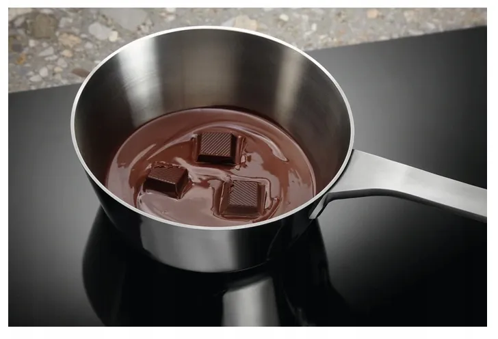 plyta-indukcyjna-electrolux-eis62443-wysokosc-produktu-4-4-cm