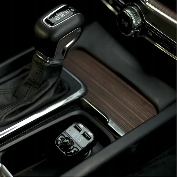 forever-transmiter-fm-bluetooth-tr-330-czarny-waga-z-opakowaniem-0-1-kg