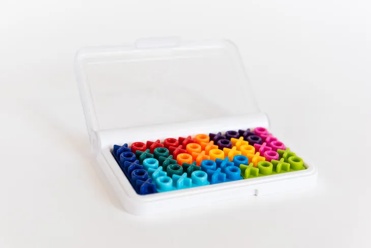 smart-games-iq-xoxo-pl-iuvi-games-informacje-dodatkowe-wersja-podrozna