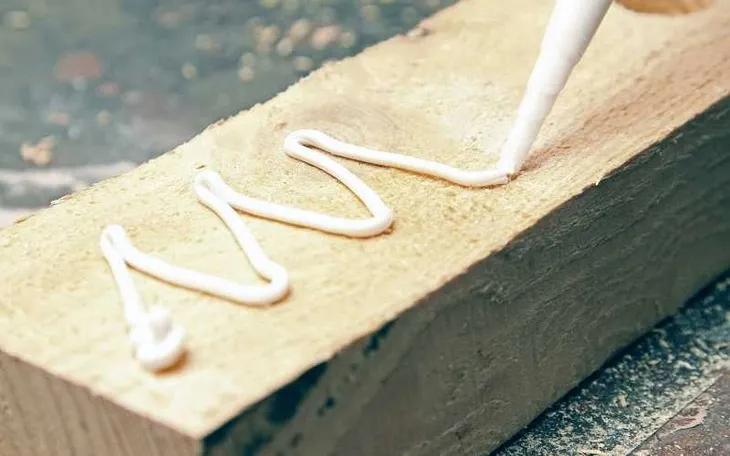 pattex-express-250g-rodzaj-winylowy