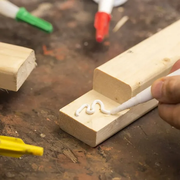 pattex-express-250g-przeznaczenie-do-drewna