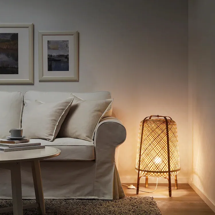 knixhult-lampa-podlogowa-bambus