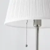 ikea-arstid-lampa-podlogowa-niklowano-bialy-kolor-bialy-chrom-szary