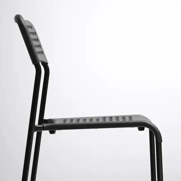ikea-adde-krzeslo-czarny