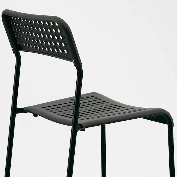 ikea-adde-krzeslo-czarny-marka-ikea
