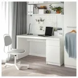ikea-malm-biurko-bialy-140x65-cm-wysokosc-przestrzeni-na-nogi-68-cm