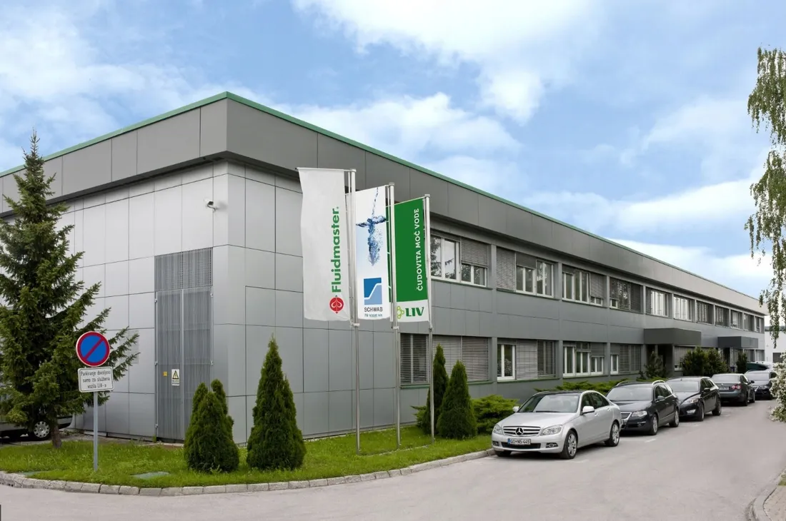 zawor-spustowy-schwab-fluidmaster-t07-ecobox-roca-slim-wmr01000000s100