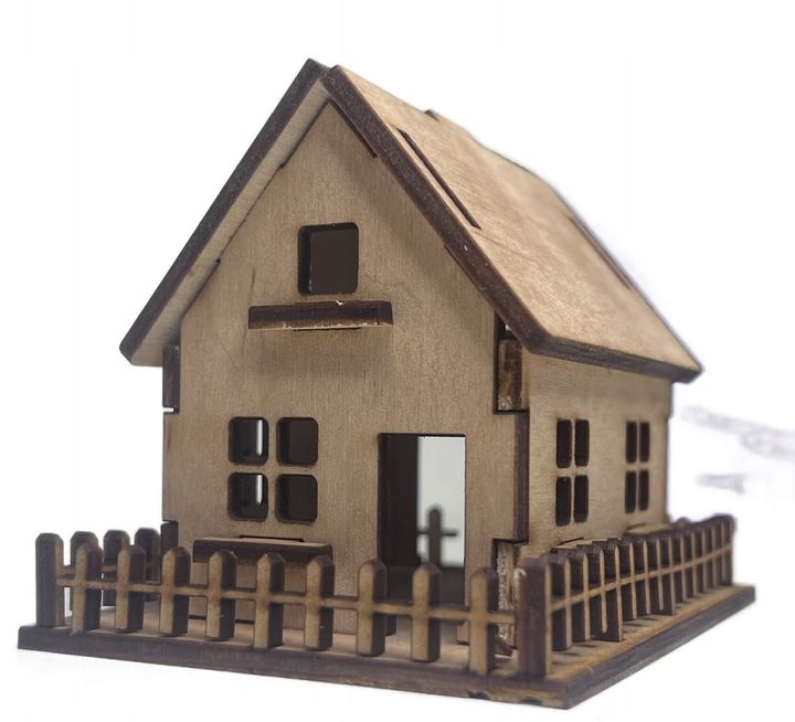 duzy-domek-z-plotkiem-ze-sklejki-11x8x8cm-las-3d