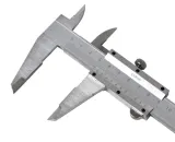 suwmiarka-analogowa-geko-300-mm-maksymalny-zakres-pomiaru-300-mm-marka-geko