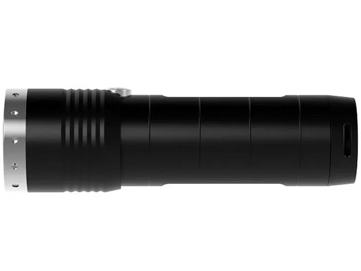 latarka-ledlenser-mt6-waga-400-g