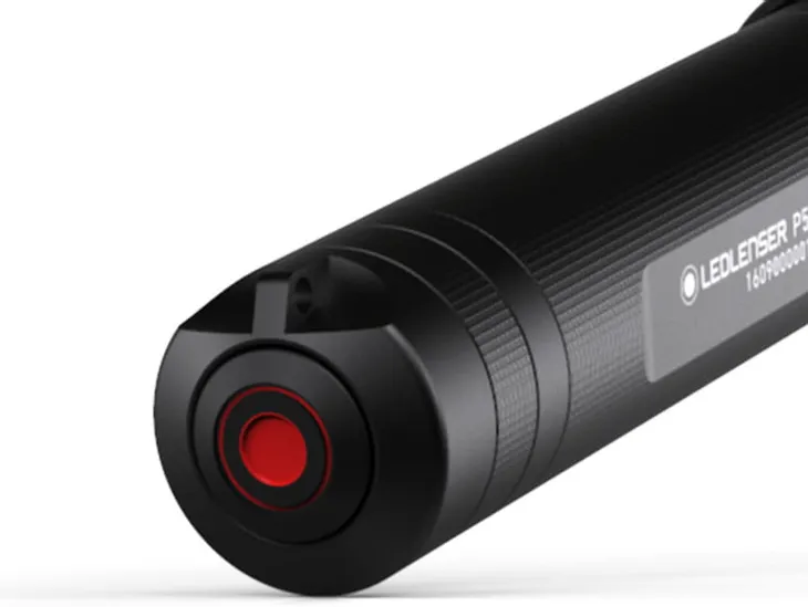 latarka-ledlenser-p5r-waga-700-g-stan-nowy