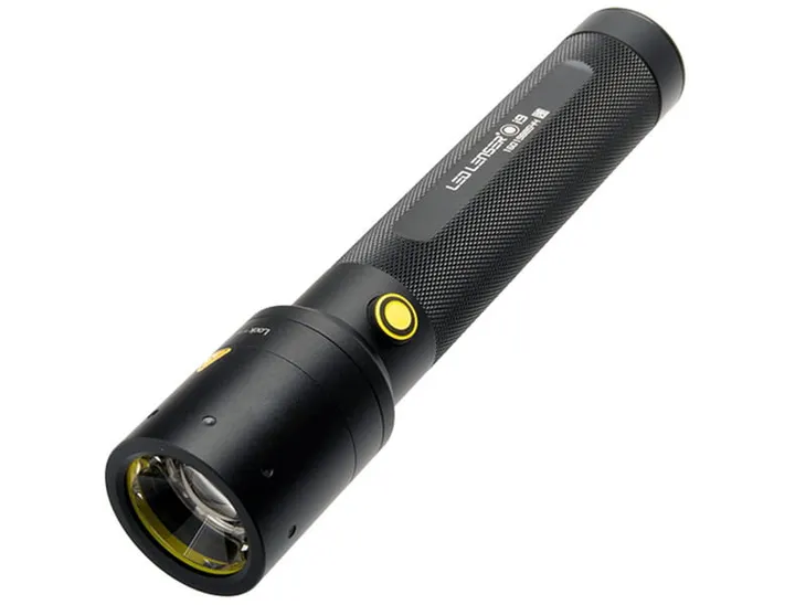latarka-ledlenser-i9-waga-500-g